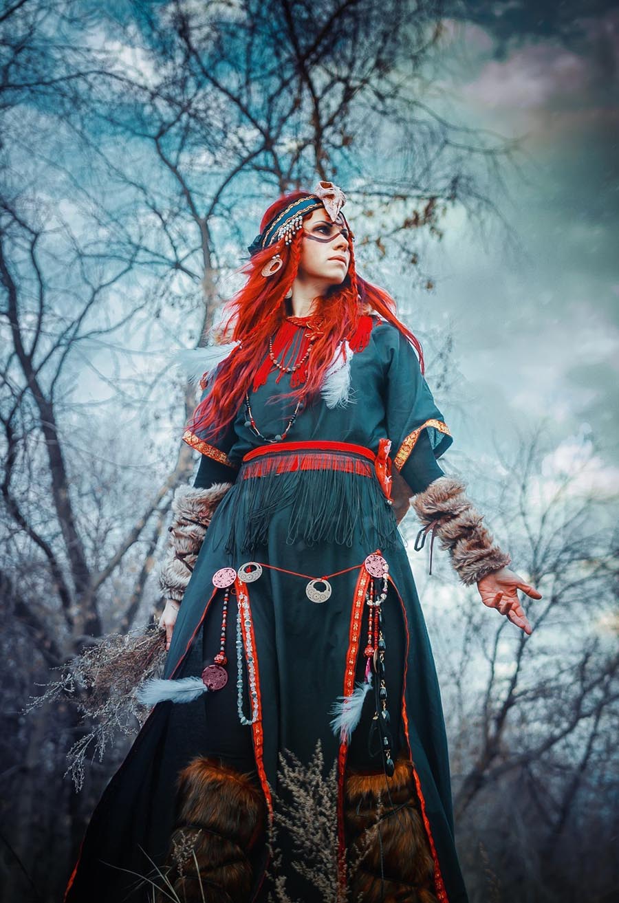 Take a pause and enjoy Girls in Slavic costumes — streaming from Majuro